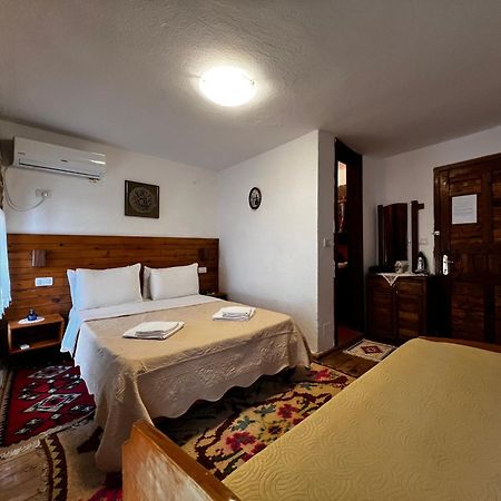 Guest House Salaria Gjirokaster Exterior photo
