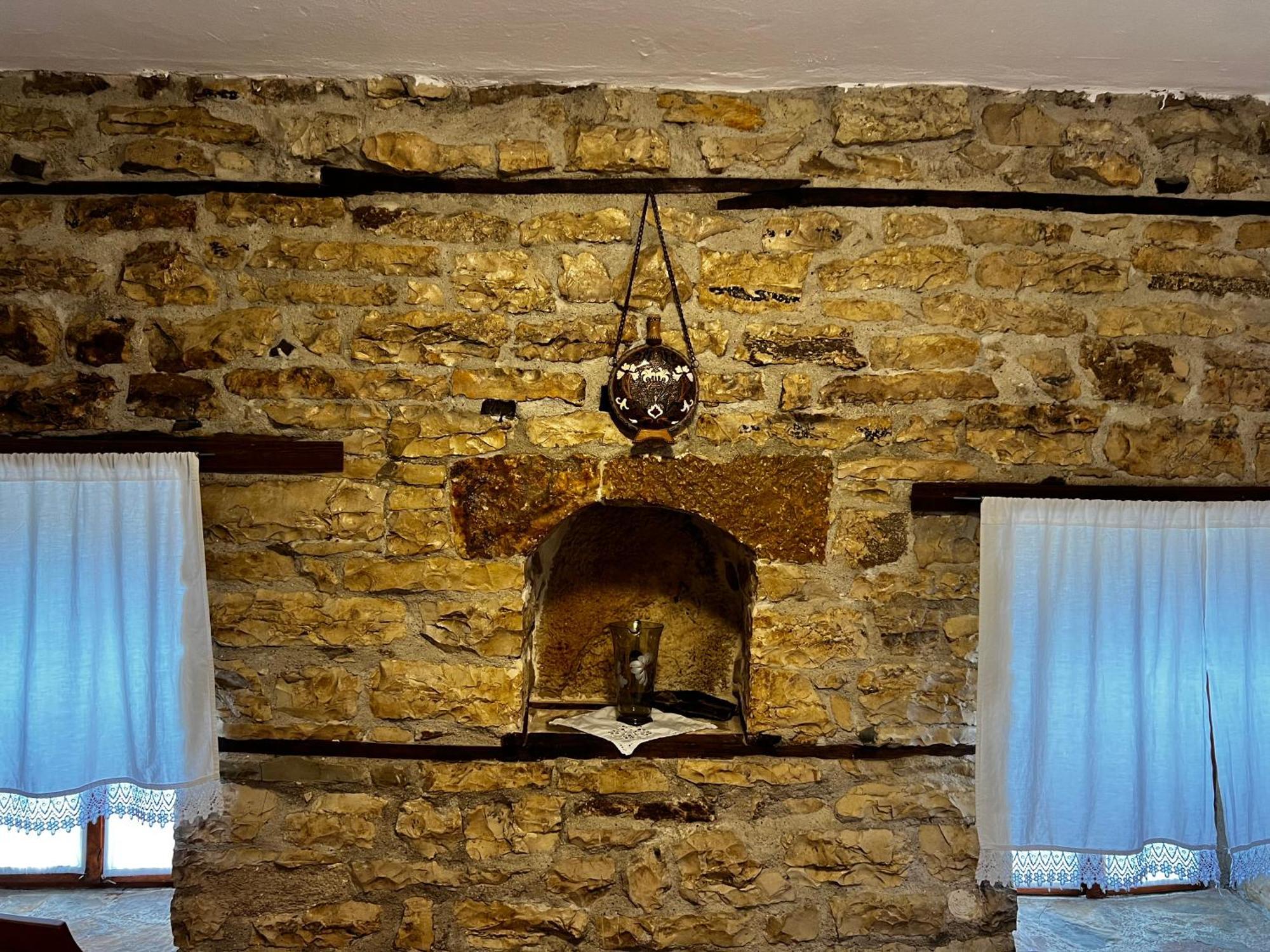 Guest House Salaria Gjirokaster Exterior photo