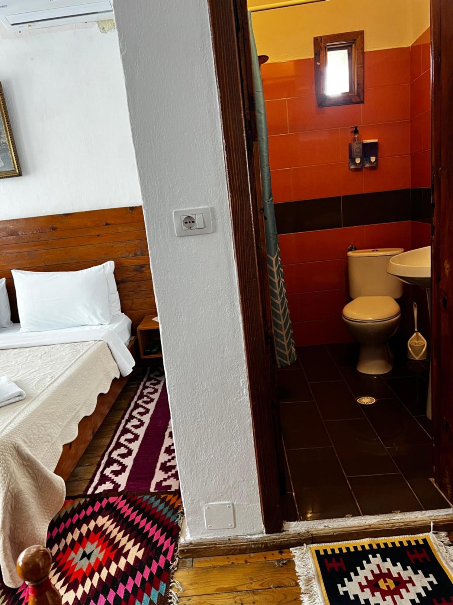 Guest House Salaria Gjirokaster Exterior photo